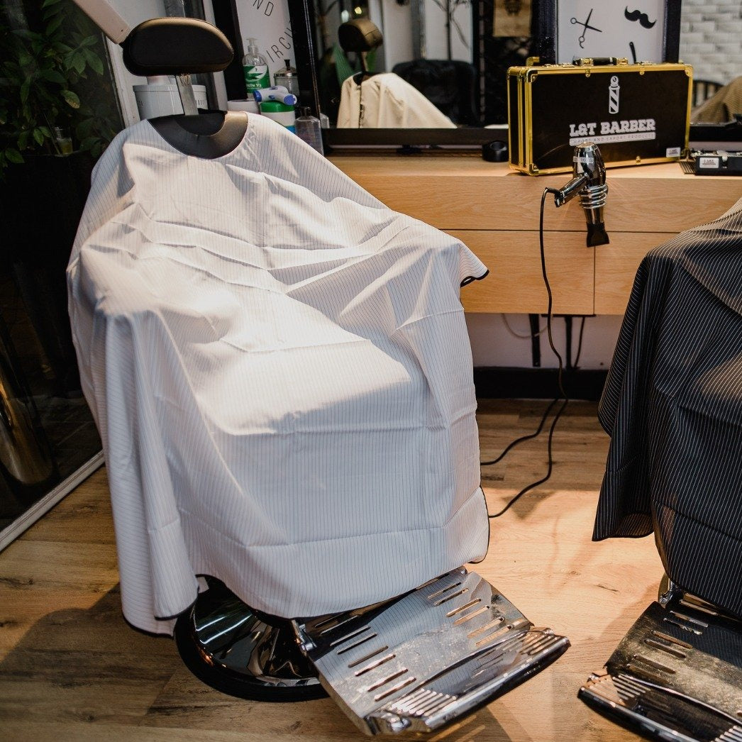 Clipper Depot - 🚨 NEW 🚨 Barber Salon LV Cape available online & in-store  💯 We're loving the black & gold🤩 which is your favorite??⬇️⬇️ #barber  #barberlife #barbershop #barberlifestyle #barb
